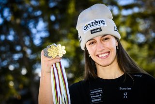 Malorie Blanc étoffe ainsi son palmarès après son titre de championne du monde junior de Super-G acquis en début d'année.